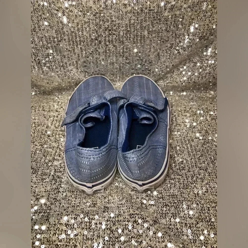 Vans size 2 kids slip on shoes with a bow - Picture 8 of 13